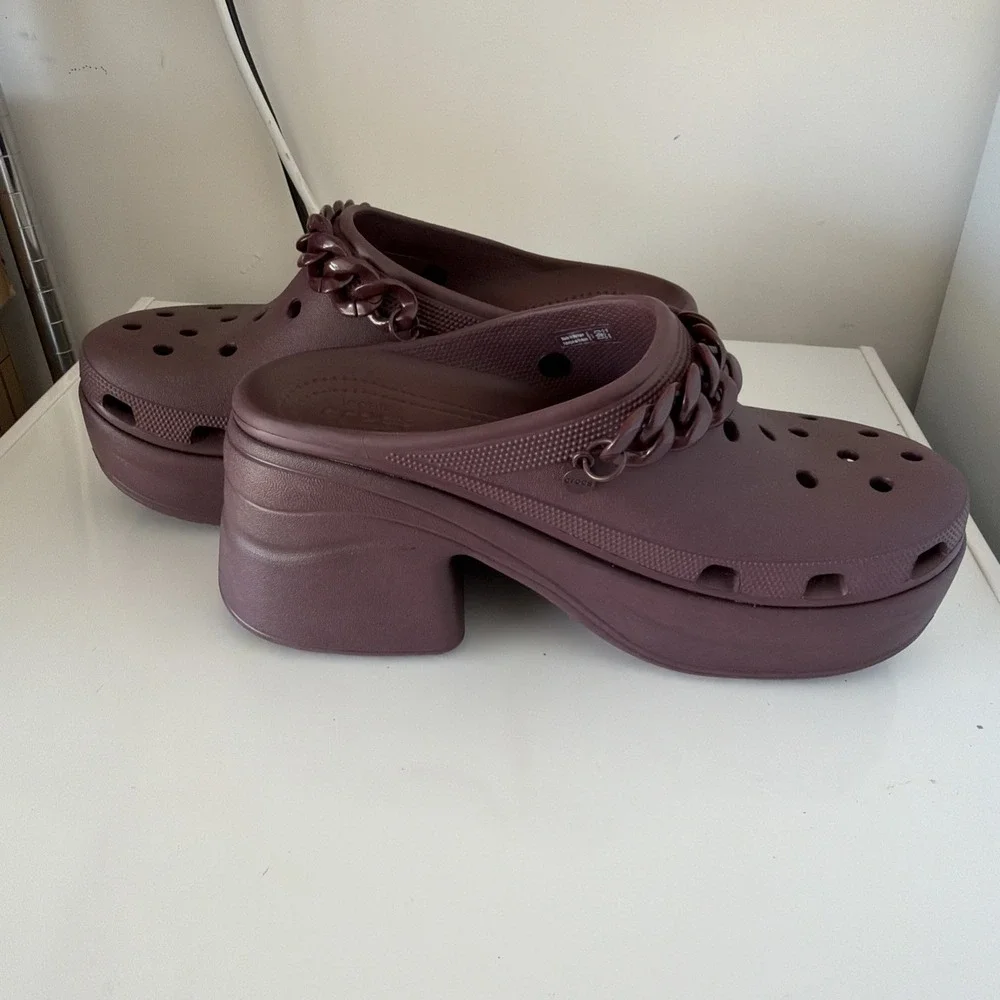 CROCS Siren Dark Cherry Chain Clog Heel Comfort Platform Waterproof Sz M 11
